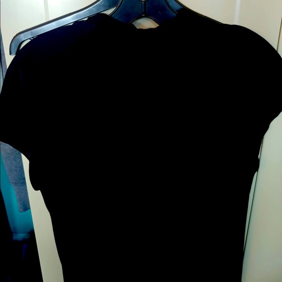 Tops - Picture 2 of 3